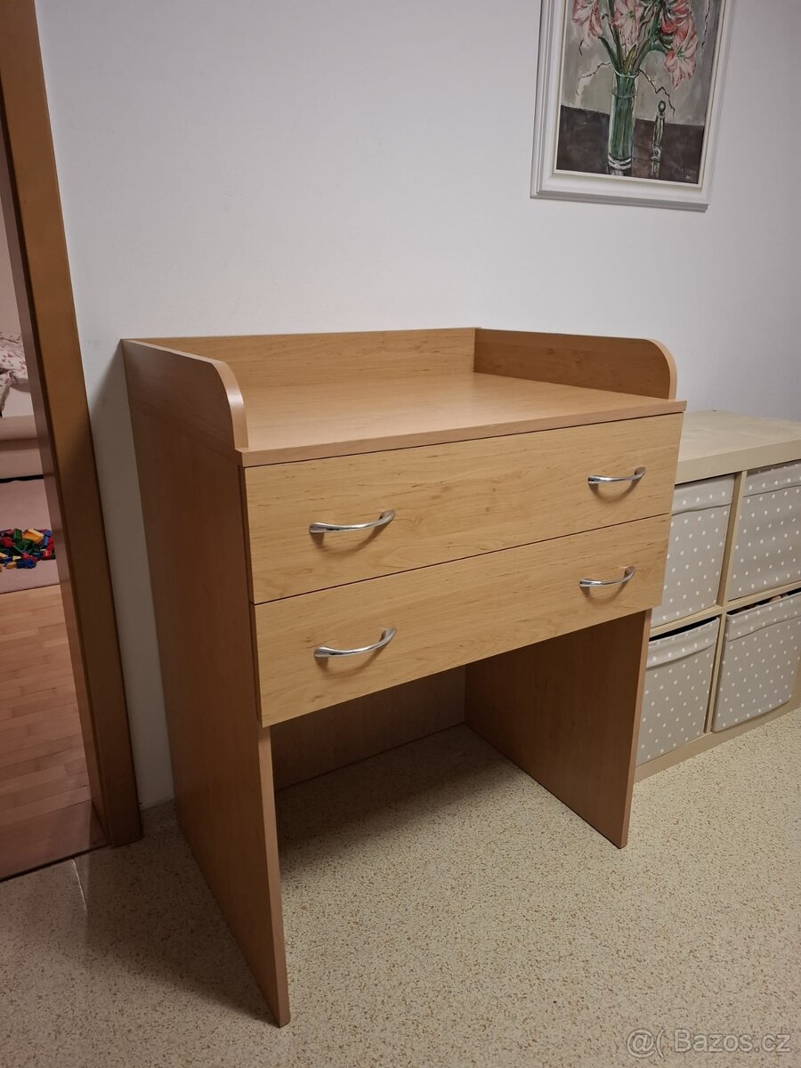 Přebalovací pult - 2