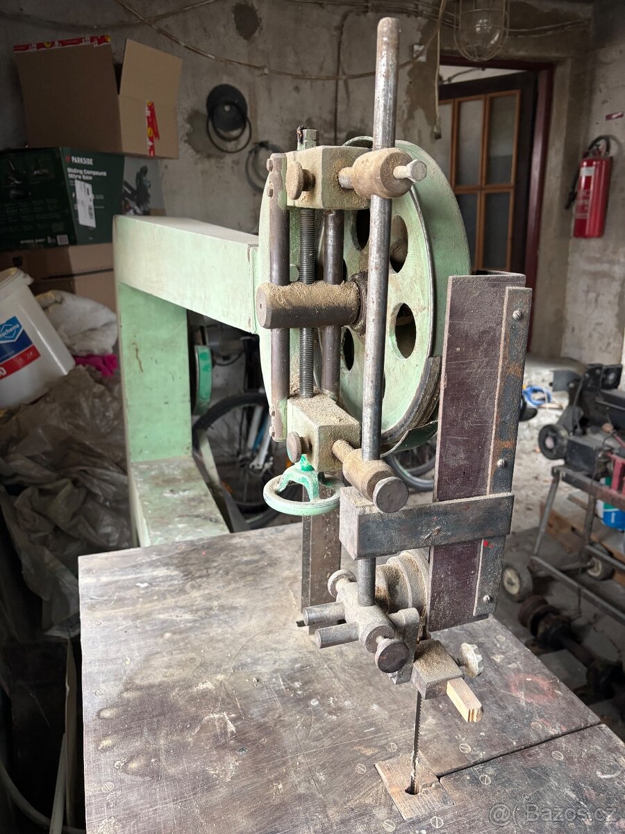 Stojanová pásová pila - 2