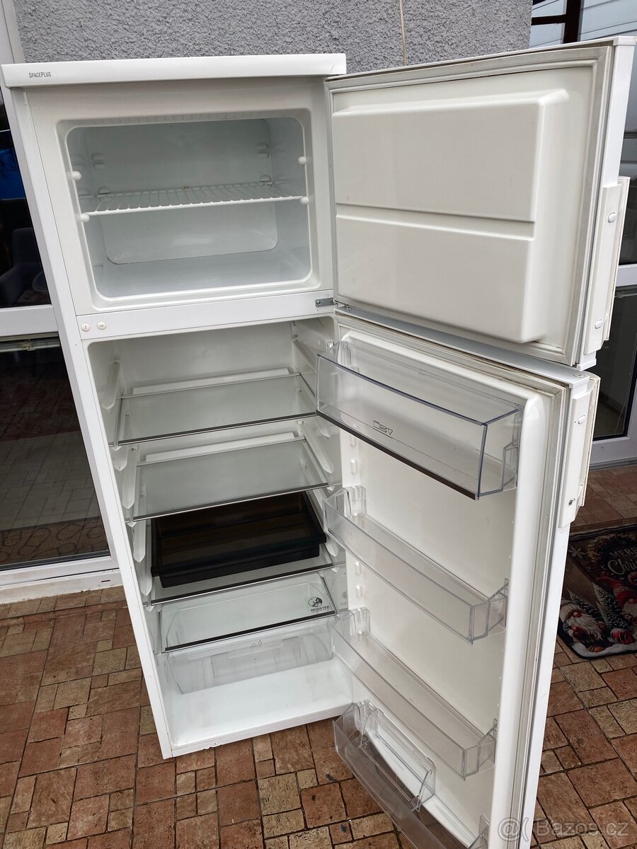 Prodám lednici Elektrolux - 2