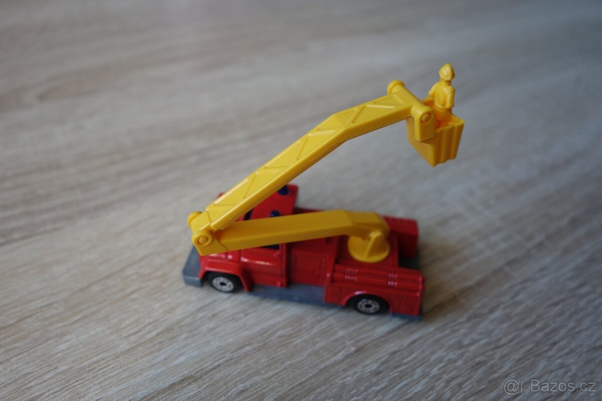 Matchbox Superfast No. 13 Snorkel Fire Engine - 2