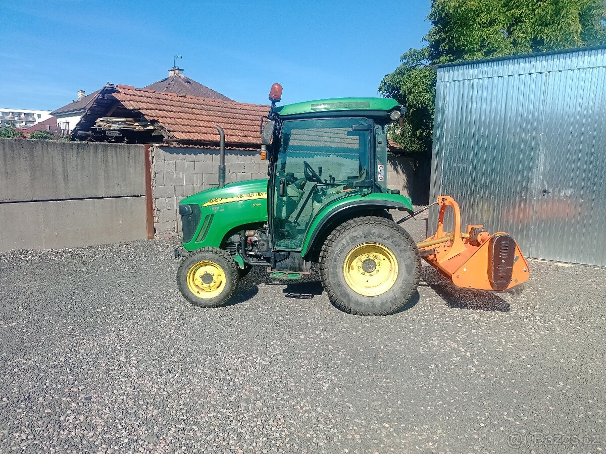 John Deere 3720 - 2