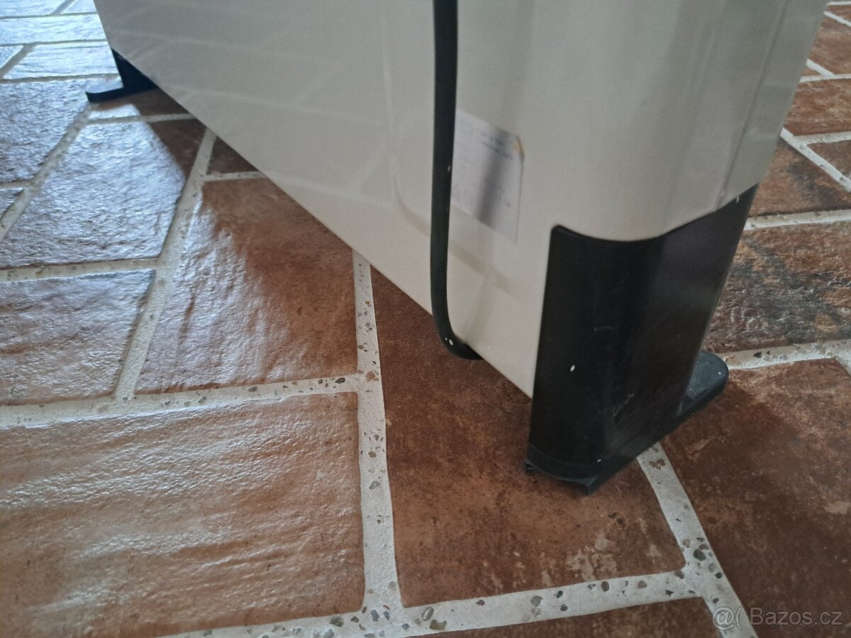 Elektrický přímotop Delonghi - 2