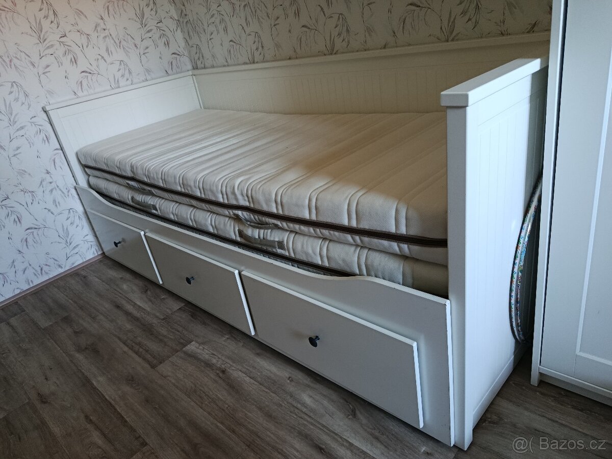 Postel IKEA Hemnes - 2