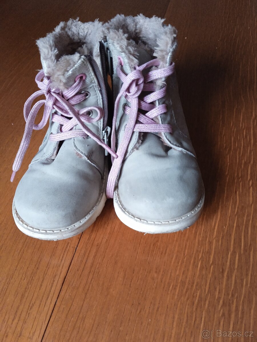 Dívčí obuv - 2