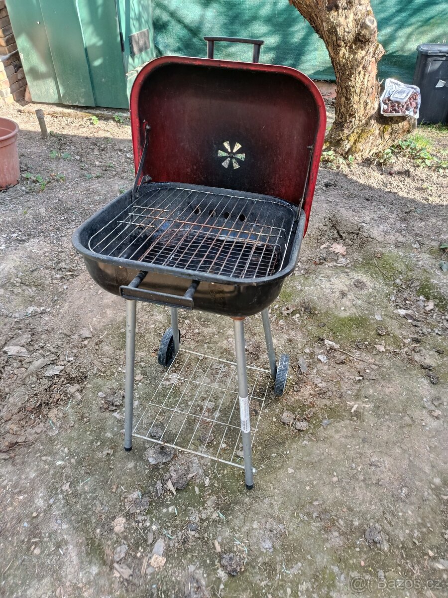 Zahradní gril - 2
