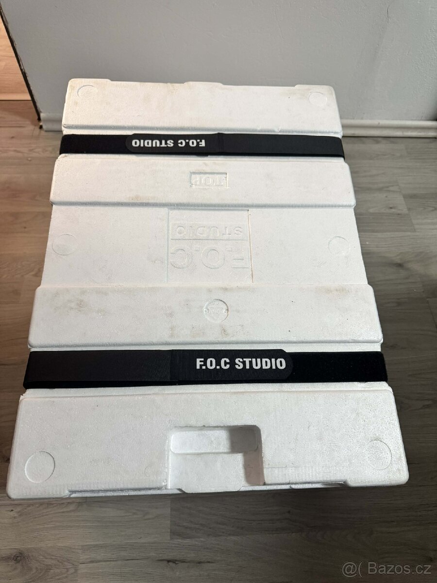 Gold saints Aries Mu - 2