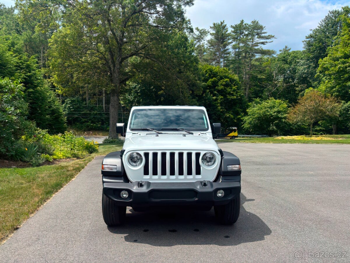 Jeep Wrangler Unlimited Sport 2022