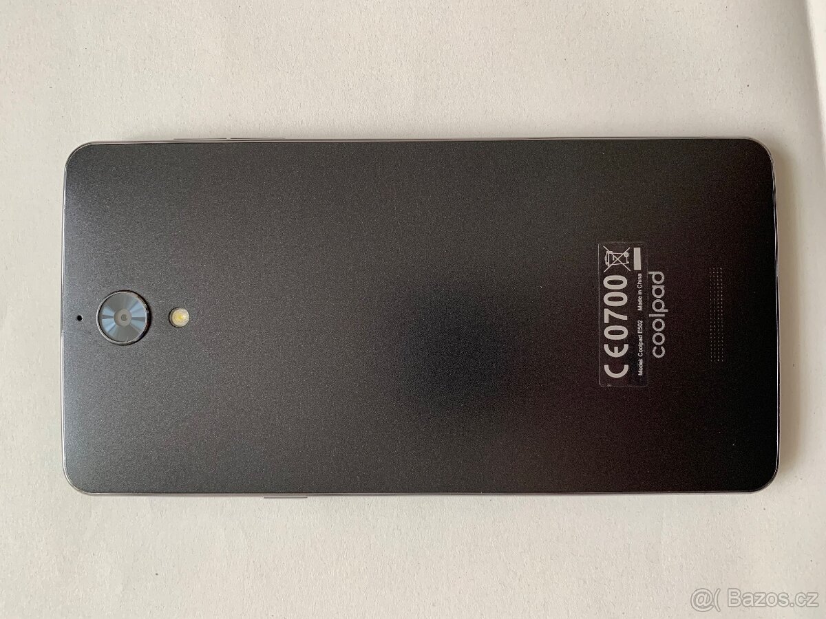 Chytrý telefon Coolpad Modena 2 (E502) - 2