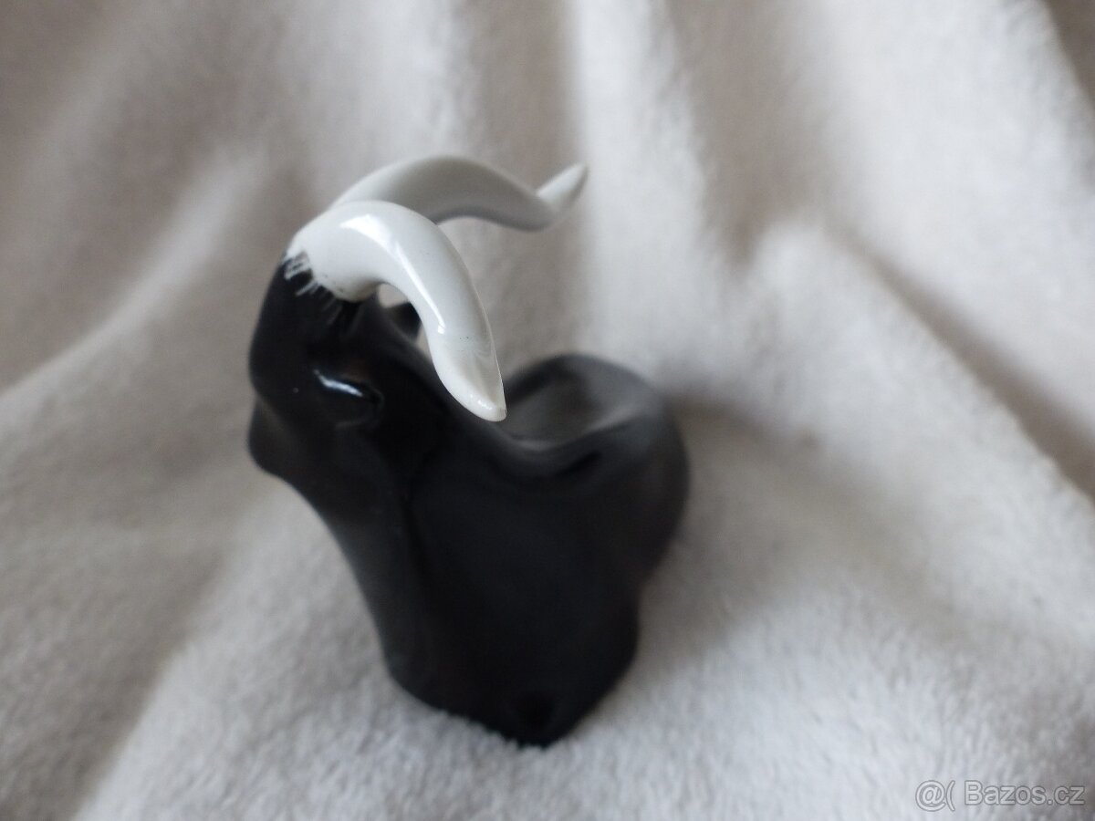 Brusel Kozoroh L.Meszaros Royal Dux 1960 100%stav - 2