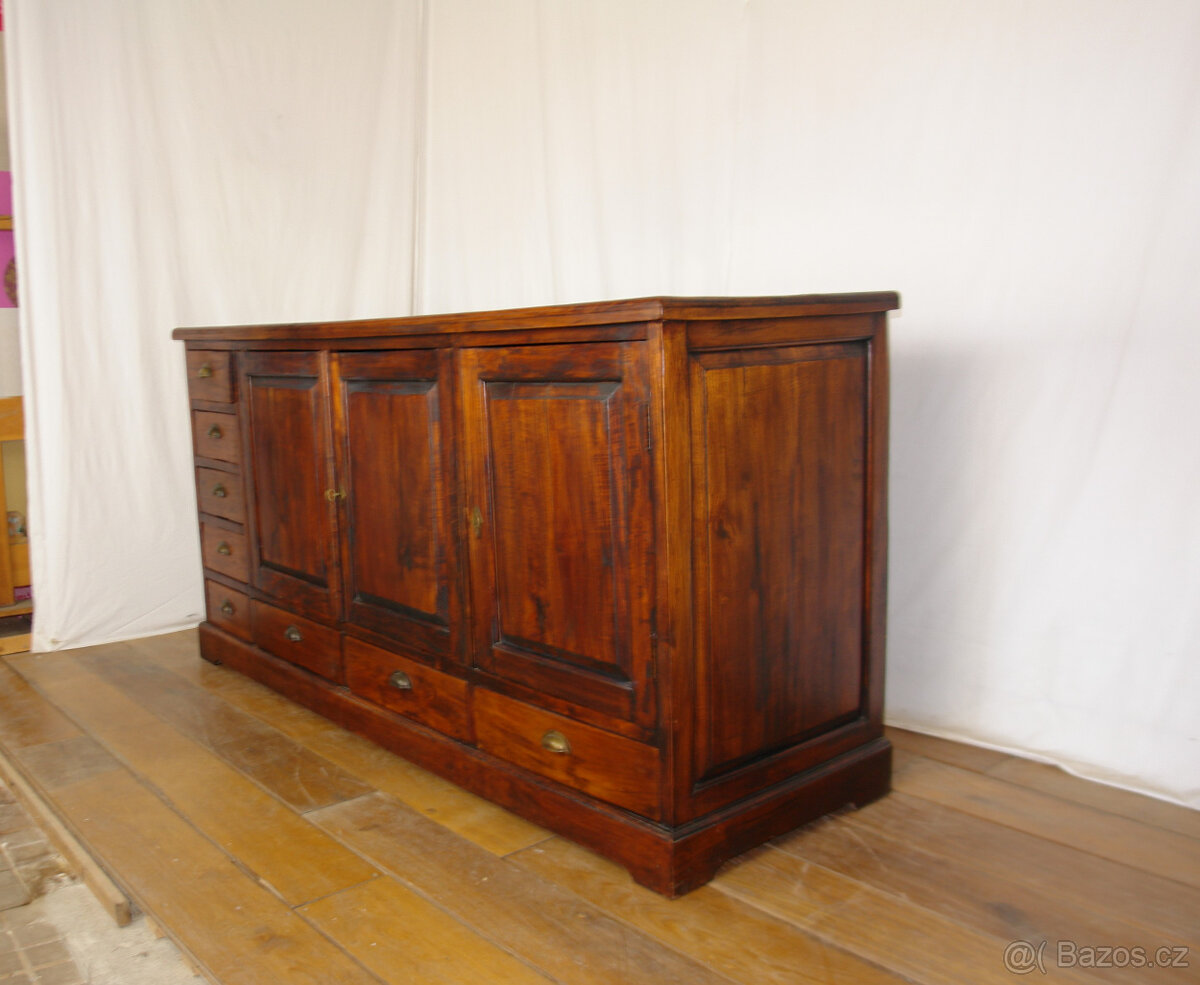 Velká masivní komoda TEAK - 2