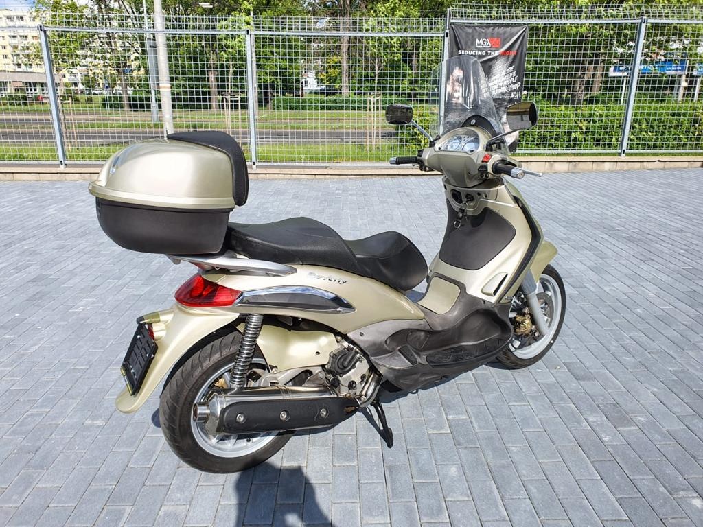 Piaggio Beverly 500 - 2