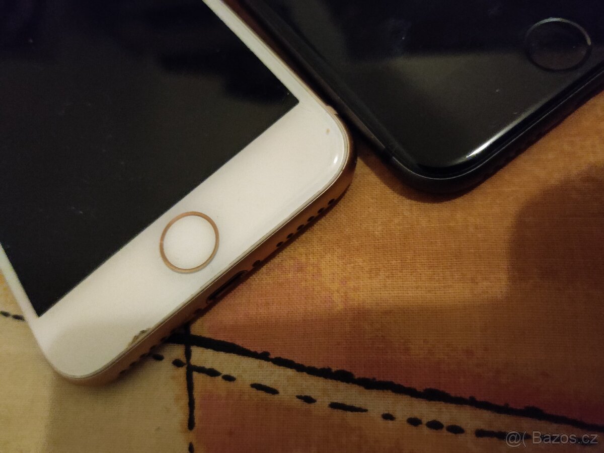 iPhone 8 béžová, černá - 2