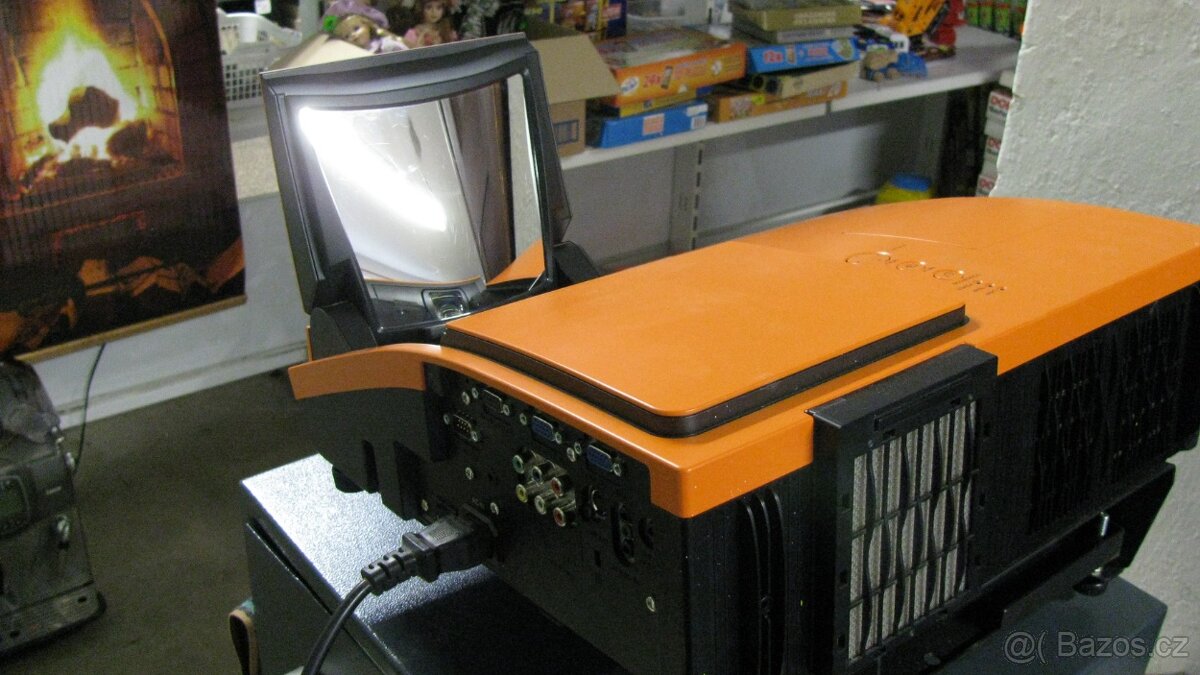 Projektor HITACHI - 2