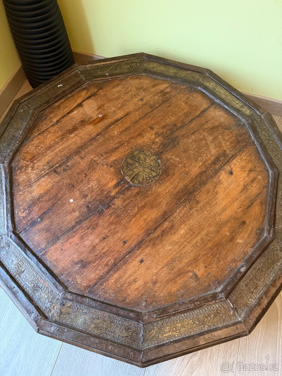 Starožitný čajový stolek - nízký - 2