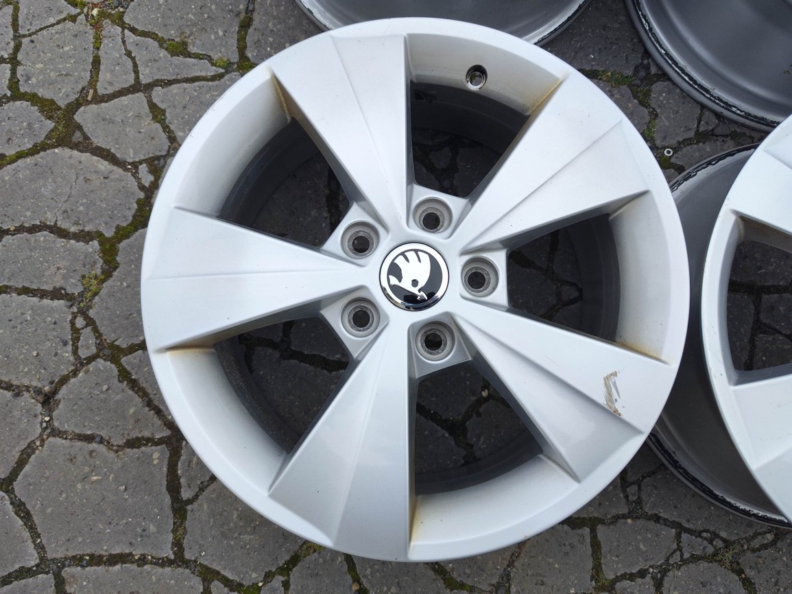 16"alu sada Velorum 5x112 origo Škoda Octavia 3 Golf 7 - 2