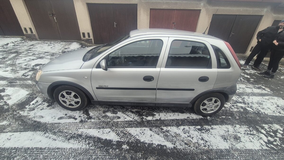 Opel Corsa c automat 1.2 - 2