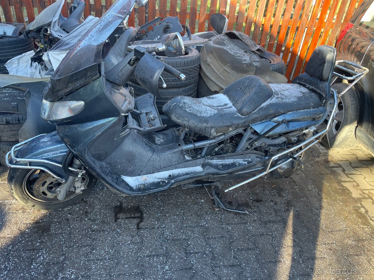 Suzuki burgman 250 - 2