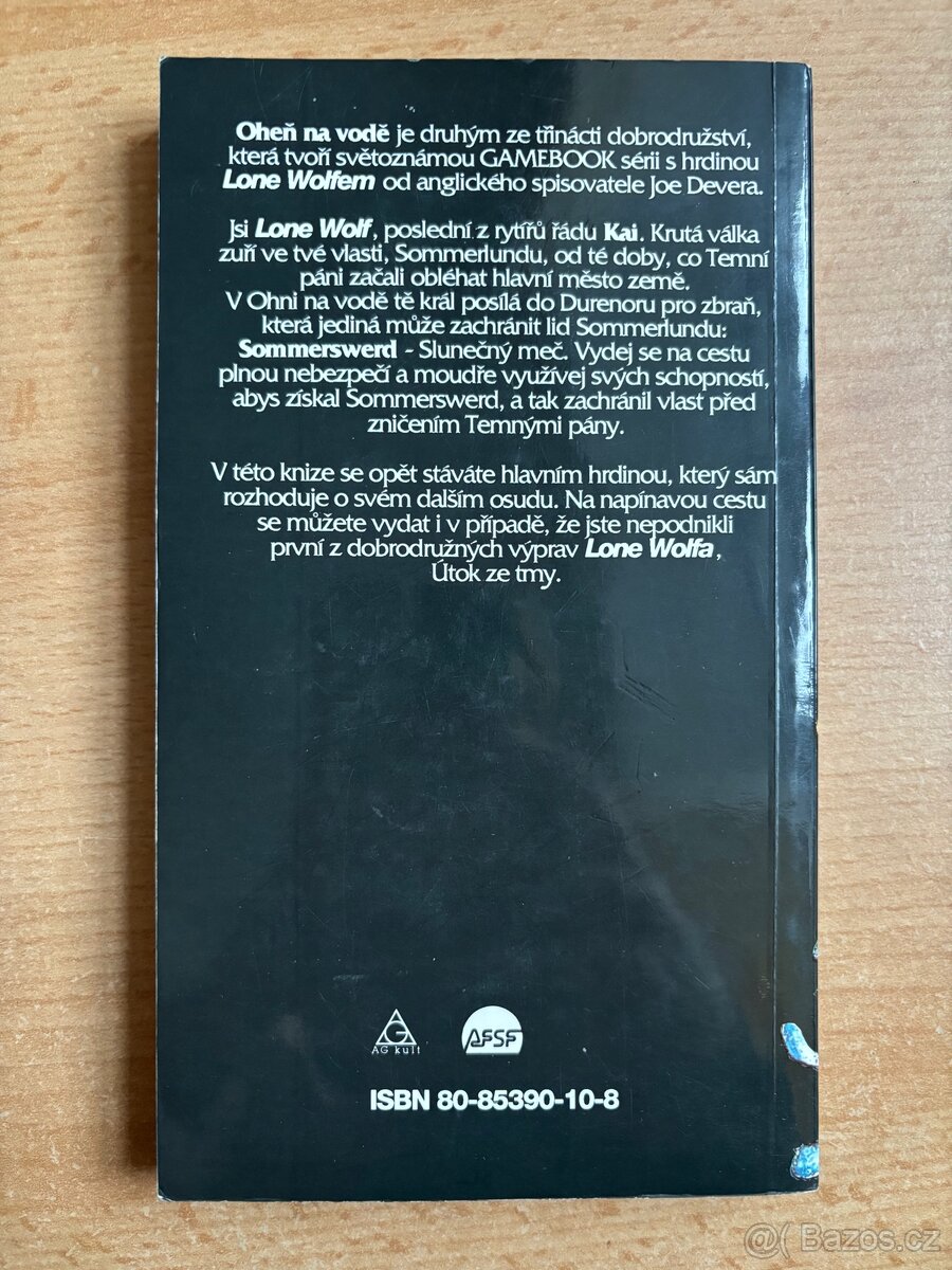 Oheň na vodě - Gamebook Joe Dever - 2