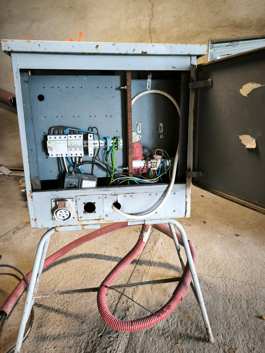 Stavební rozvaděč - 2