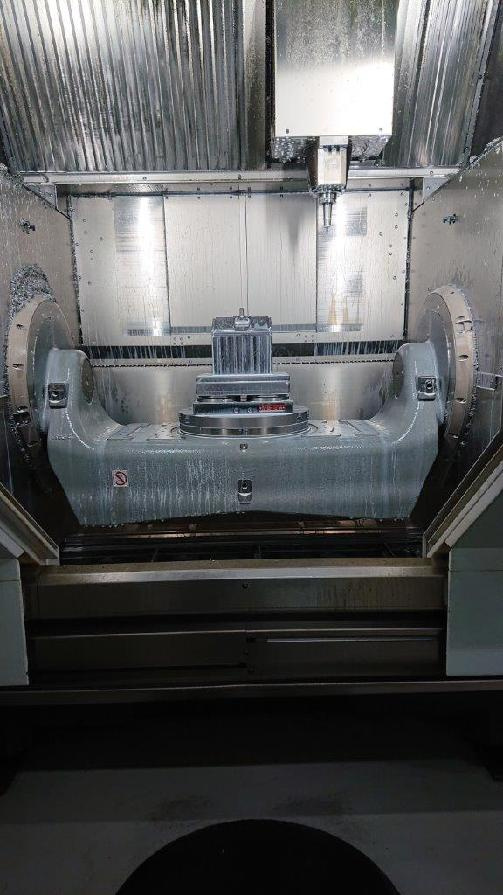 Obráběcí centra - pětiosá C 42U - 2