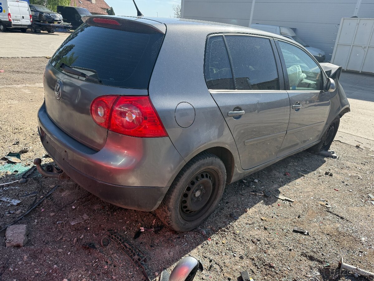 Náhradní díly - Volswagen Golf 5 1.6i 75kW r.v. 2006 - 2