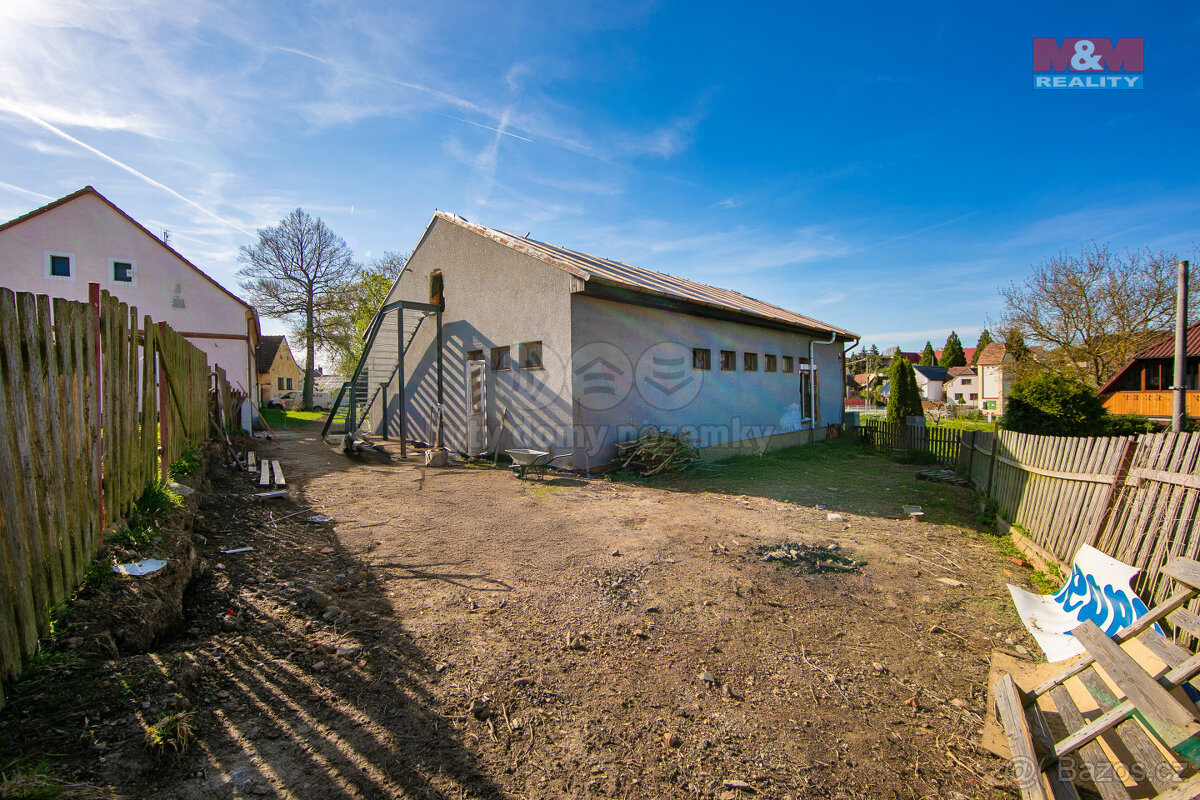 Prodej rodinného domu, 150 m², Neuměř - 2