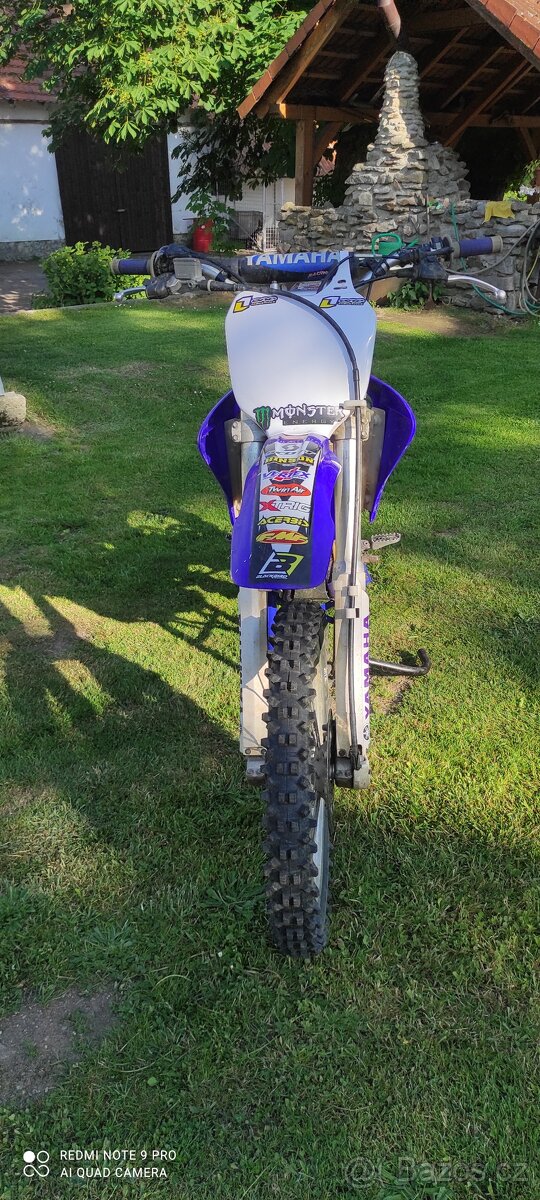Yamaha YZF 250 rok výroby 2001