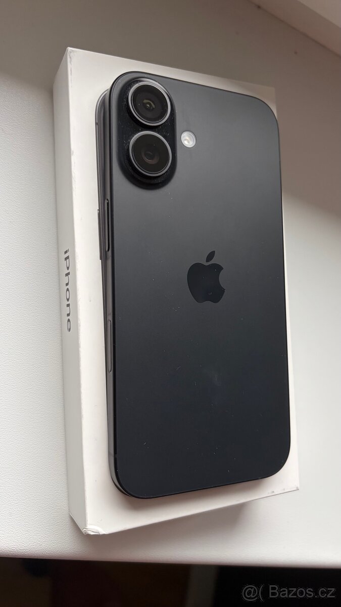 📱 iPhone 16 – 128 GB, černý | jako nový, záruka 1/2027 - 2