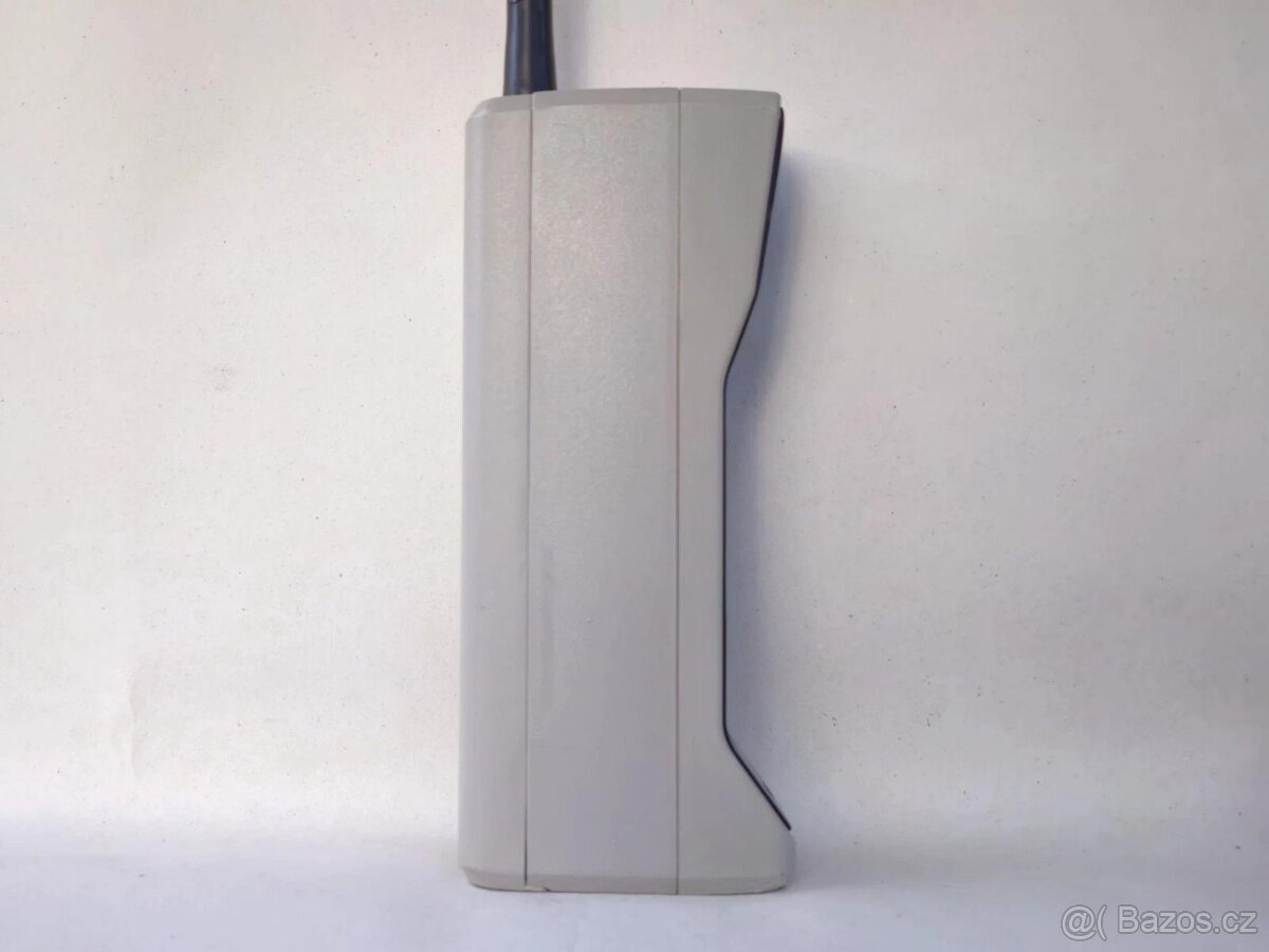 MOTOROLA DYNATAC 8000X - PRVNÍ MOBIL - SBĚRATELSKÁ RARITA - 2