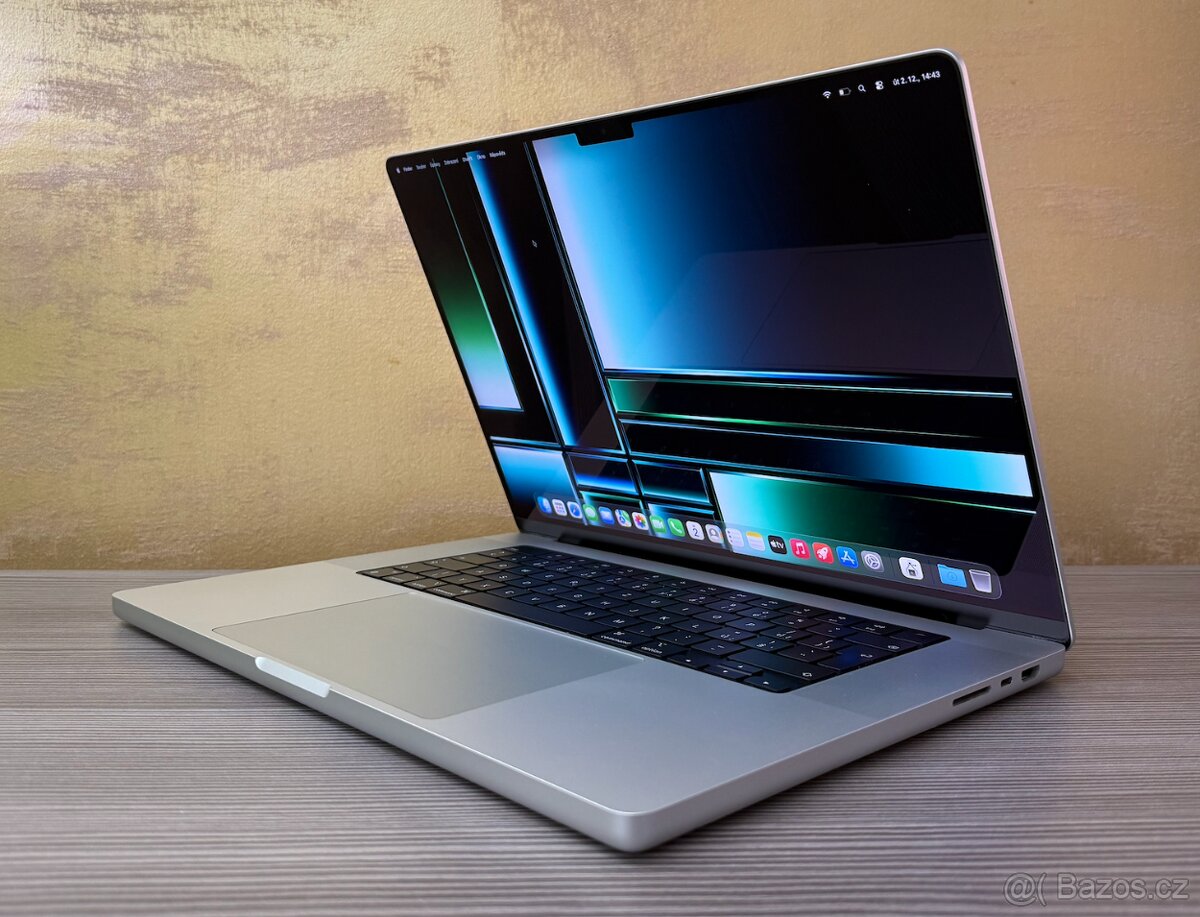 MacBook Pro 16" 2021 M1 Pro 16GB 512GB stříbrný CZ - 2