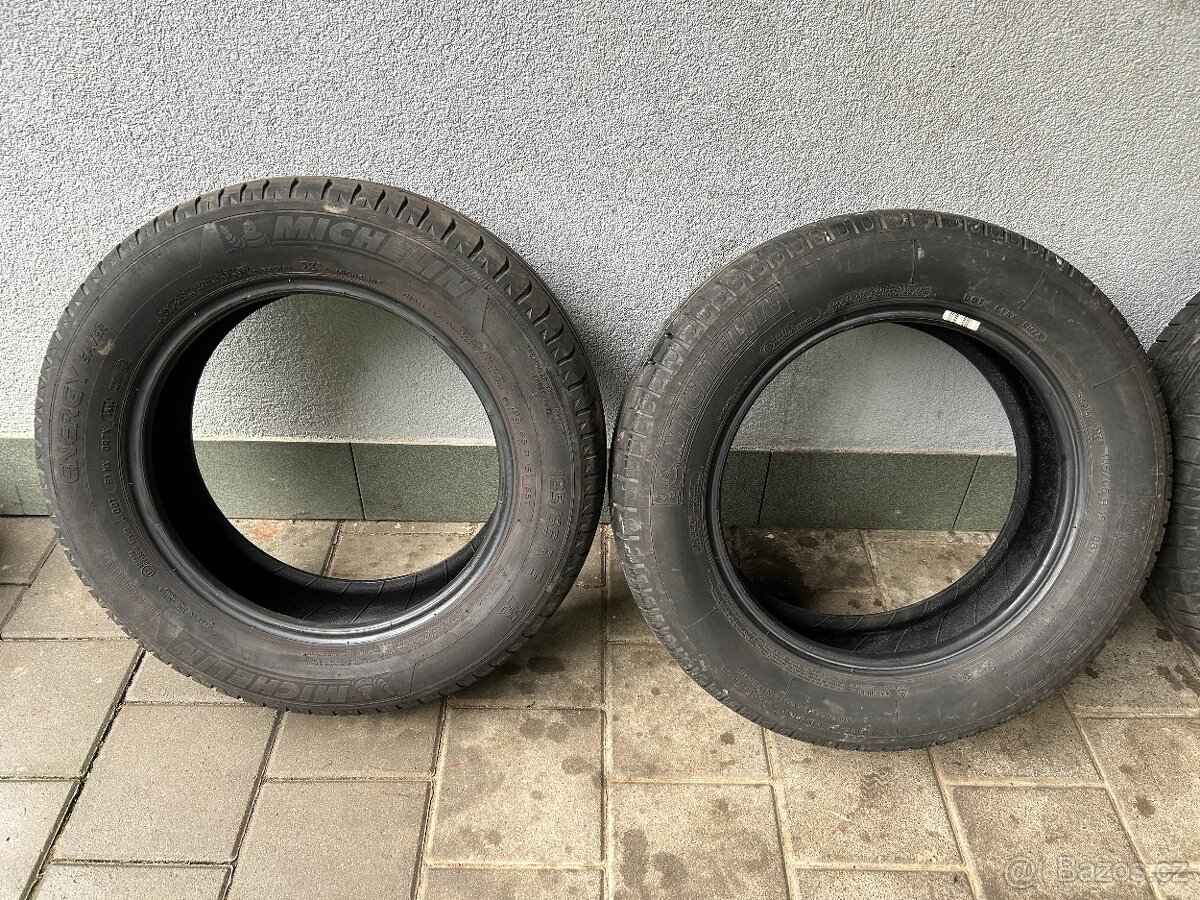 Prodám gumy 185/65/15 - 2