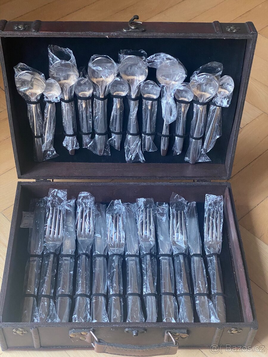 Sada příborů v kufříku - 2