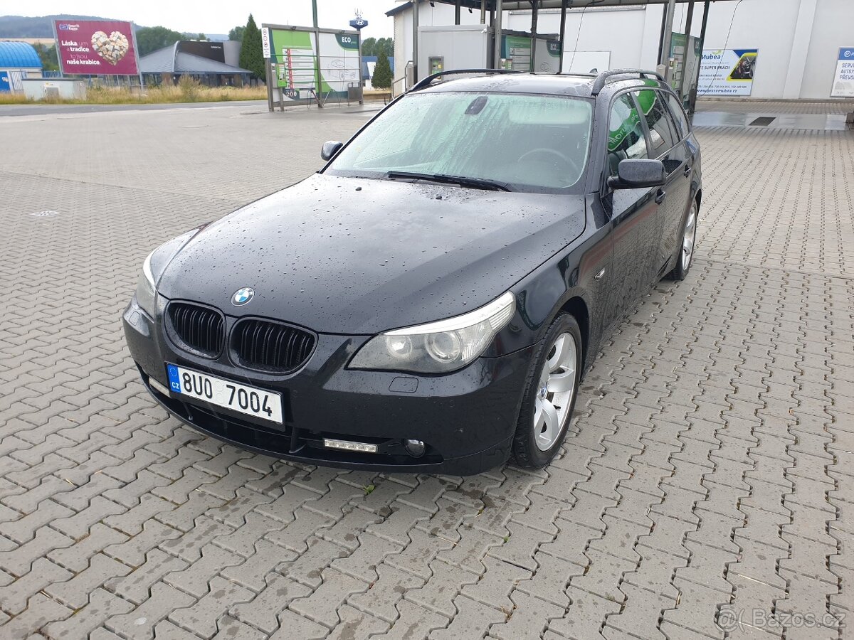 BMW E61 530D Manuál - 2