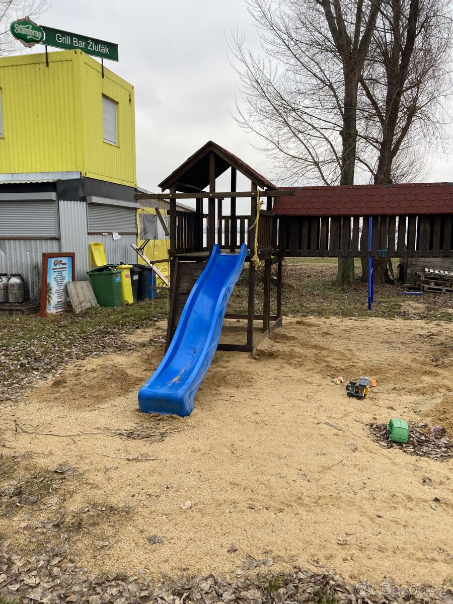 Dětské použité hřiště - 2