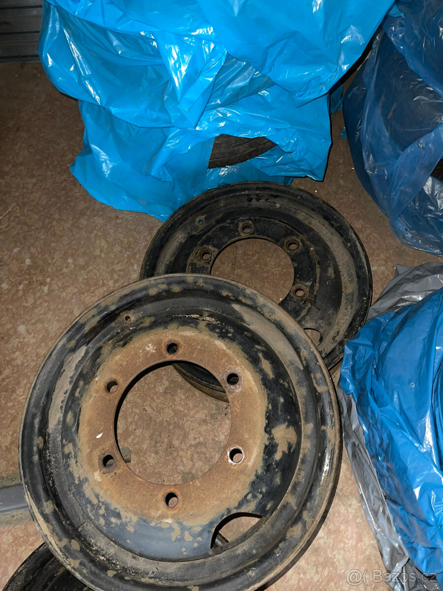 Prodám disky na Avii - 2