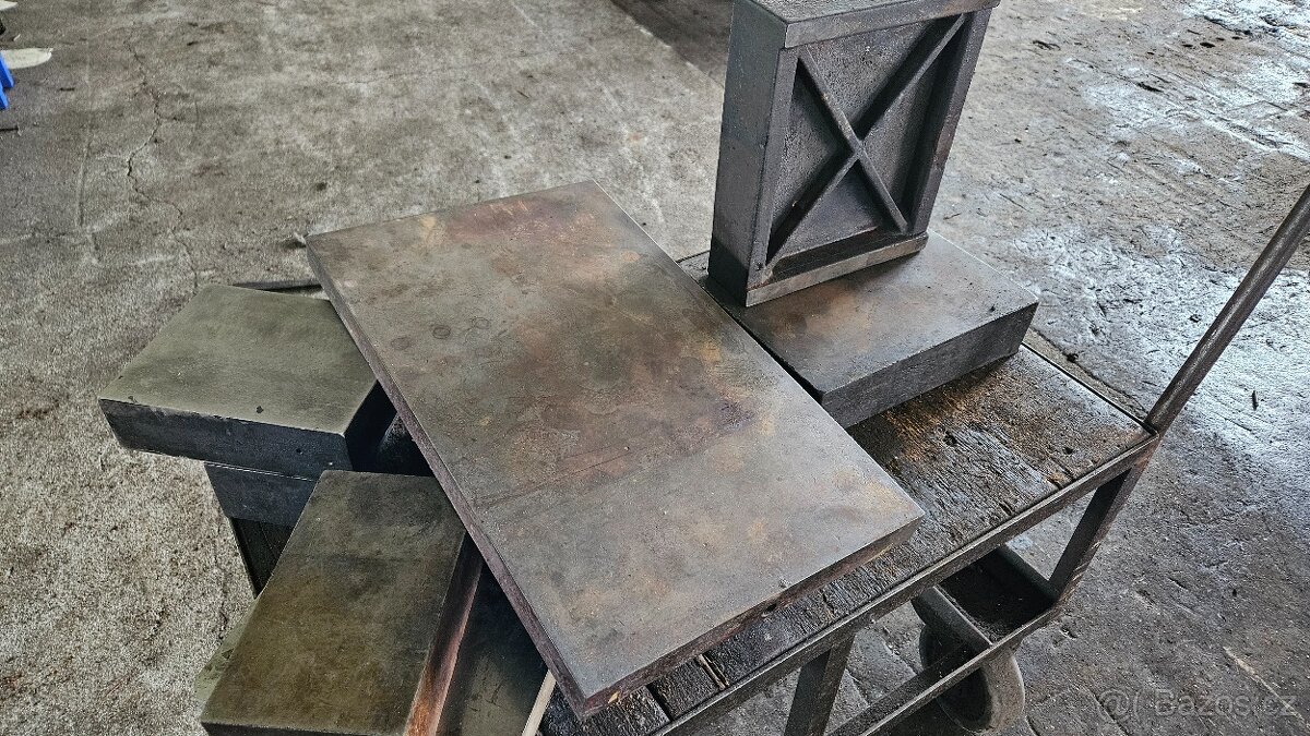 Rýsovací deska ,kovadlinka - 2