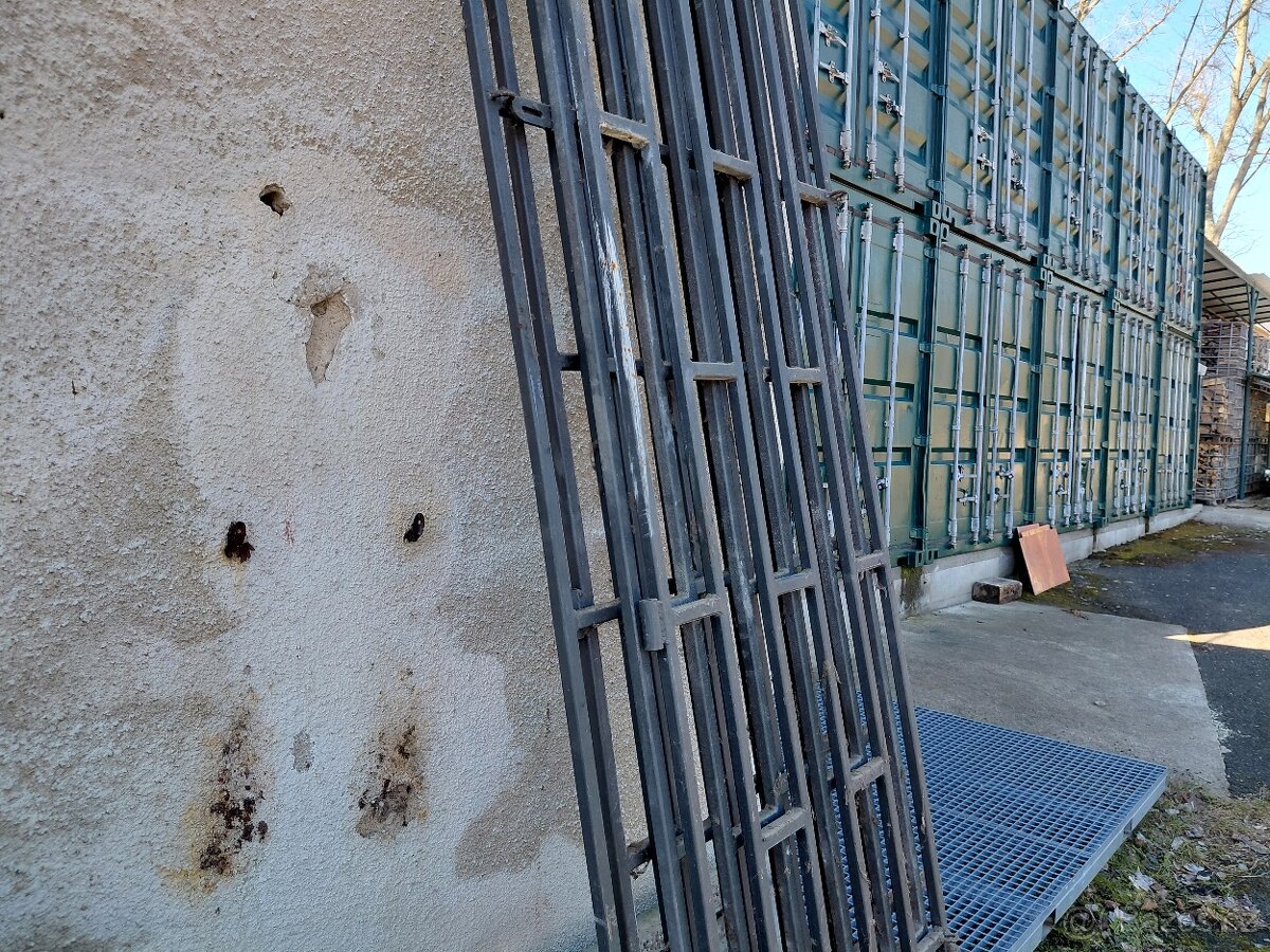 Mříže ke dveřím - 2