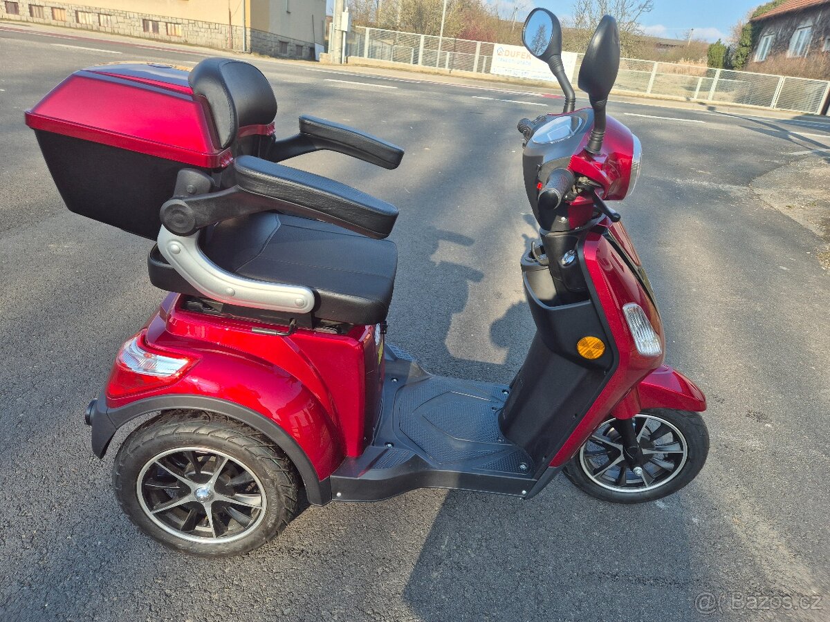 Tříkolka SELVO 31000 - 2