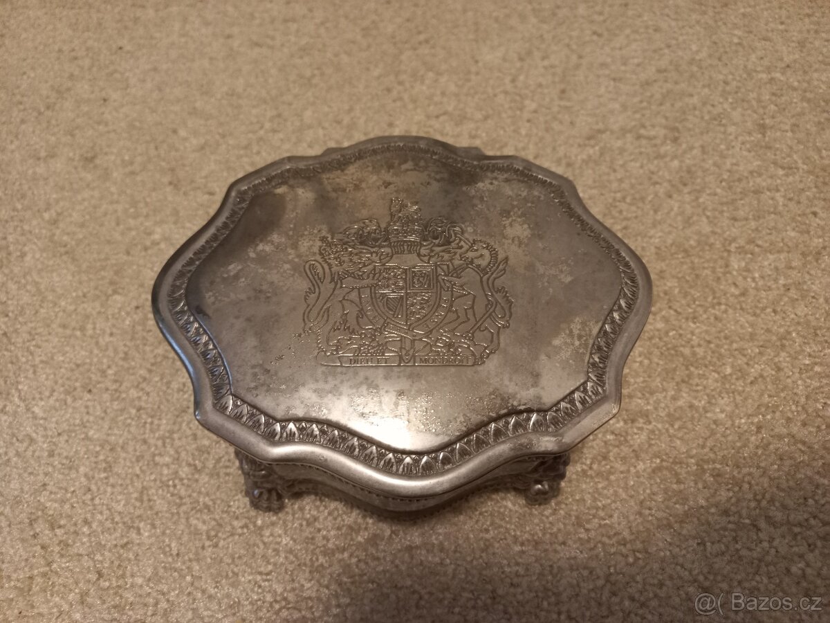 Šperkovnice s erbem +ze slonové kosti - 2