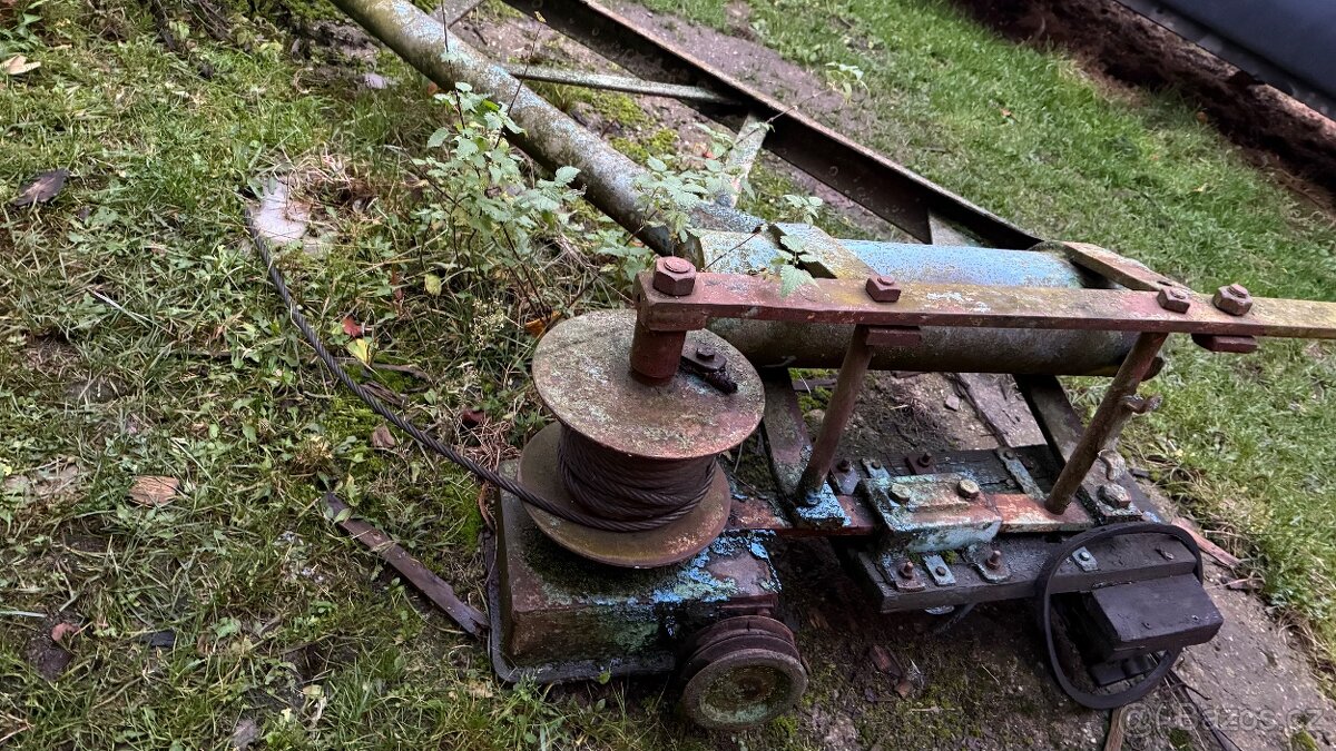 Jeřáb na hnůj - 2