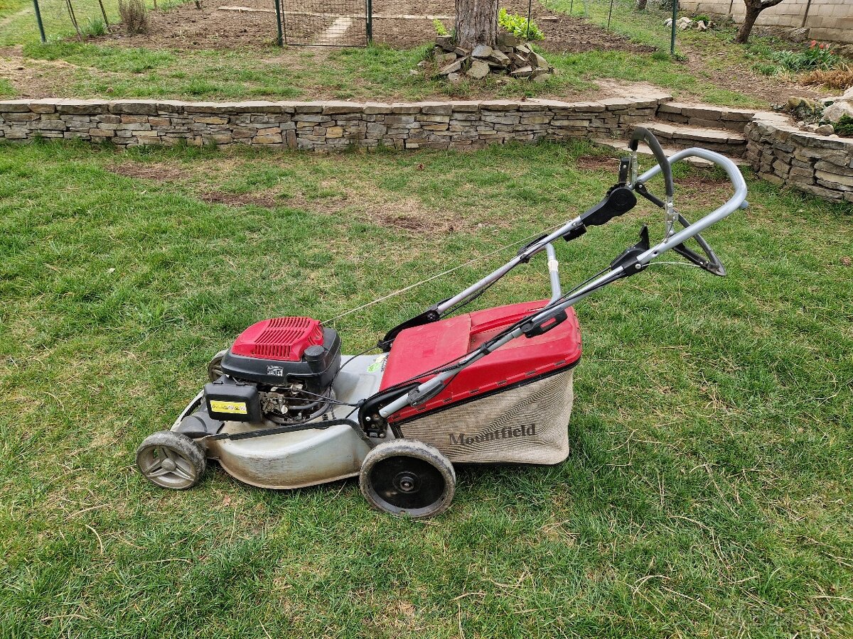 Benzínová sekačka SP 535 HW 4S - 2