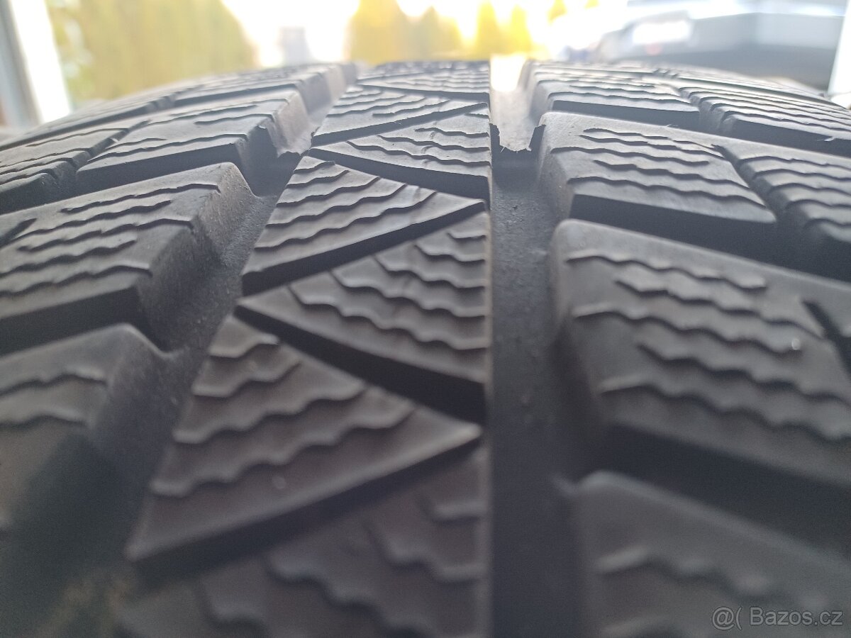 195/55/16 Sumitomo WT200 zimni 7mm - 2