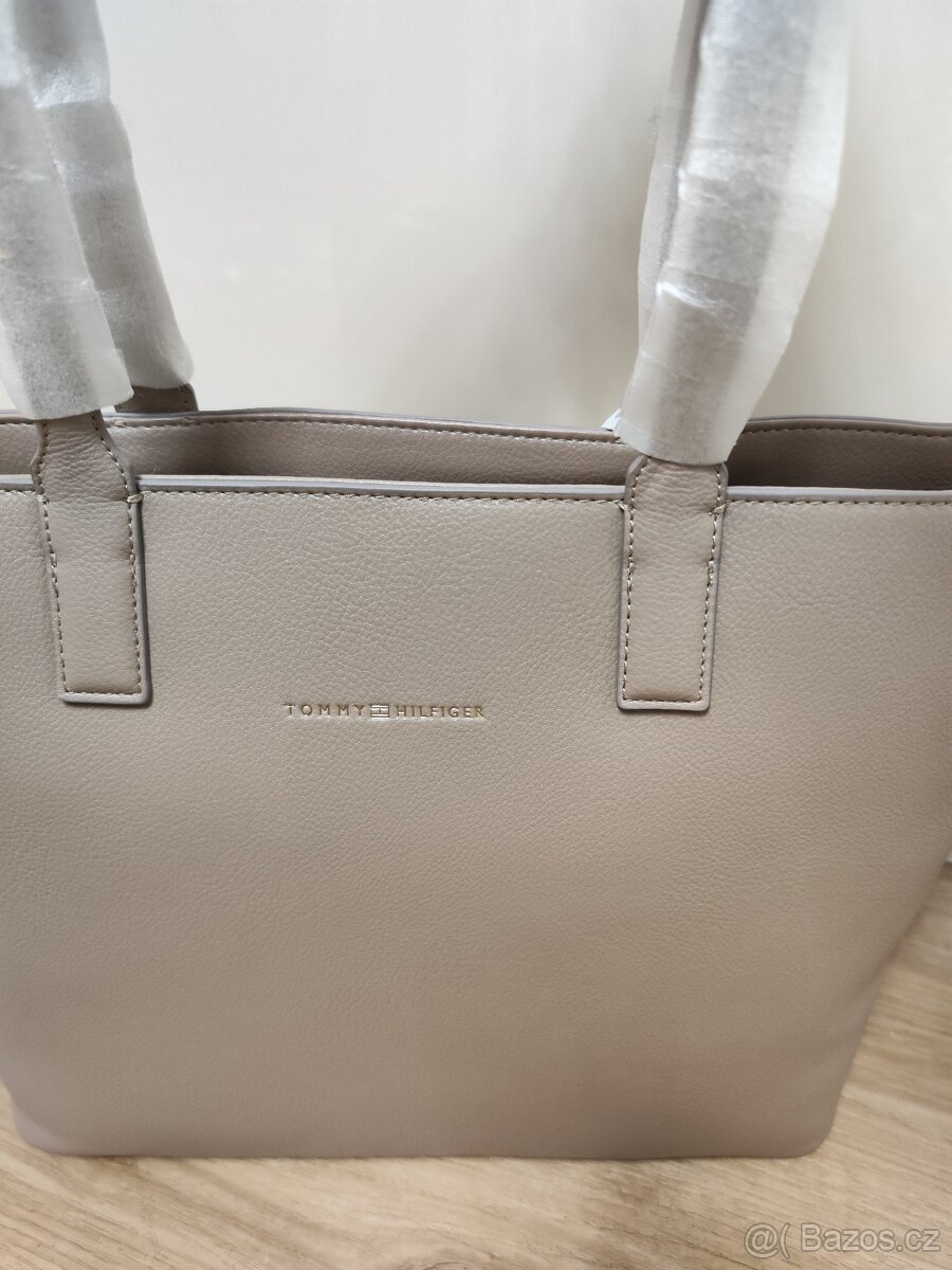 Velká kabelka Tommy Hilfiger - 2