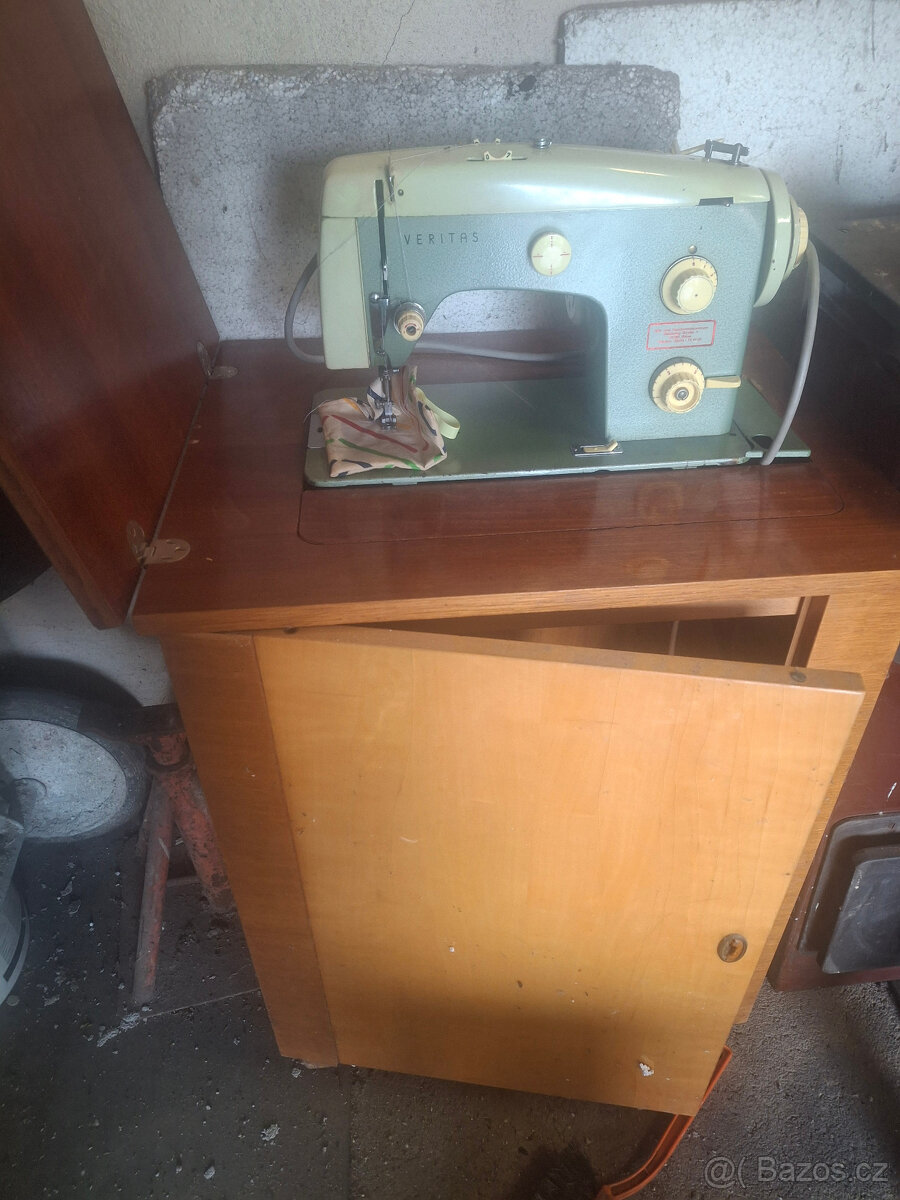 Elektrický šicí stroj Veritas - 2
