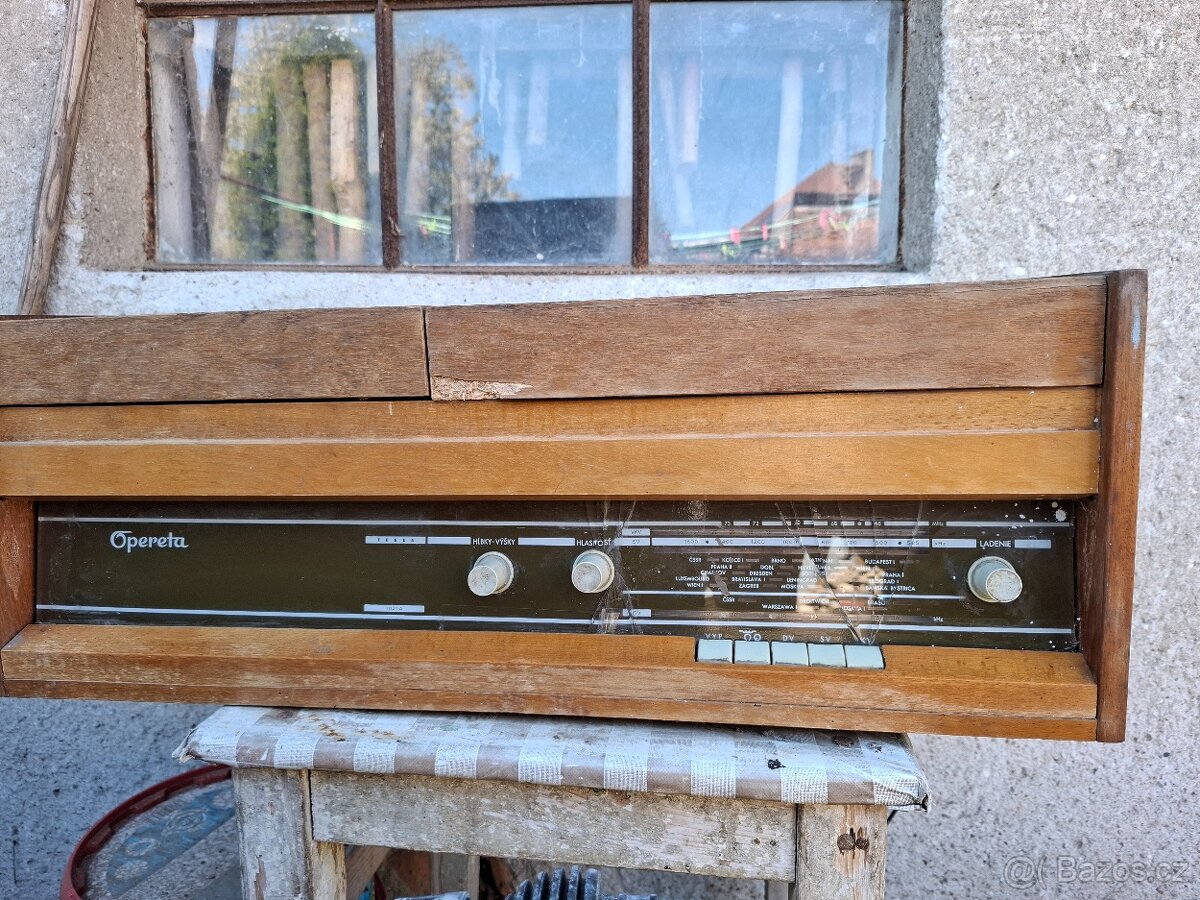Radio s gramofonem - 2