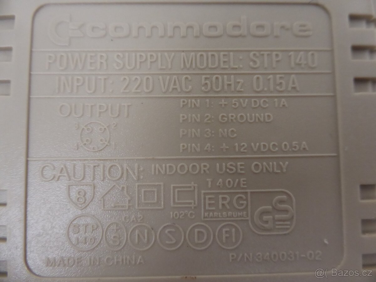 COMMODORE STP140 síťový napaječ, plus návod na C2N - 2