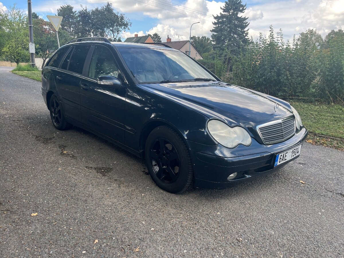 Mercedes- benz C220 CDI - 2