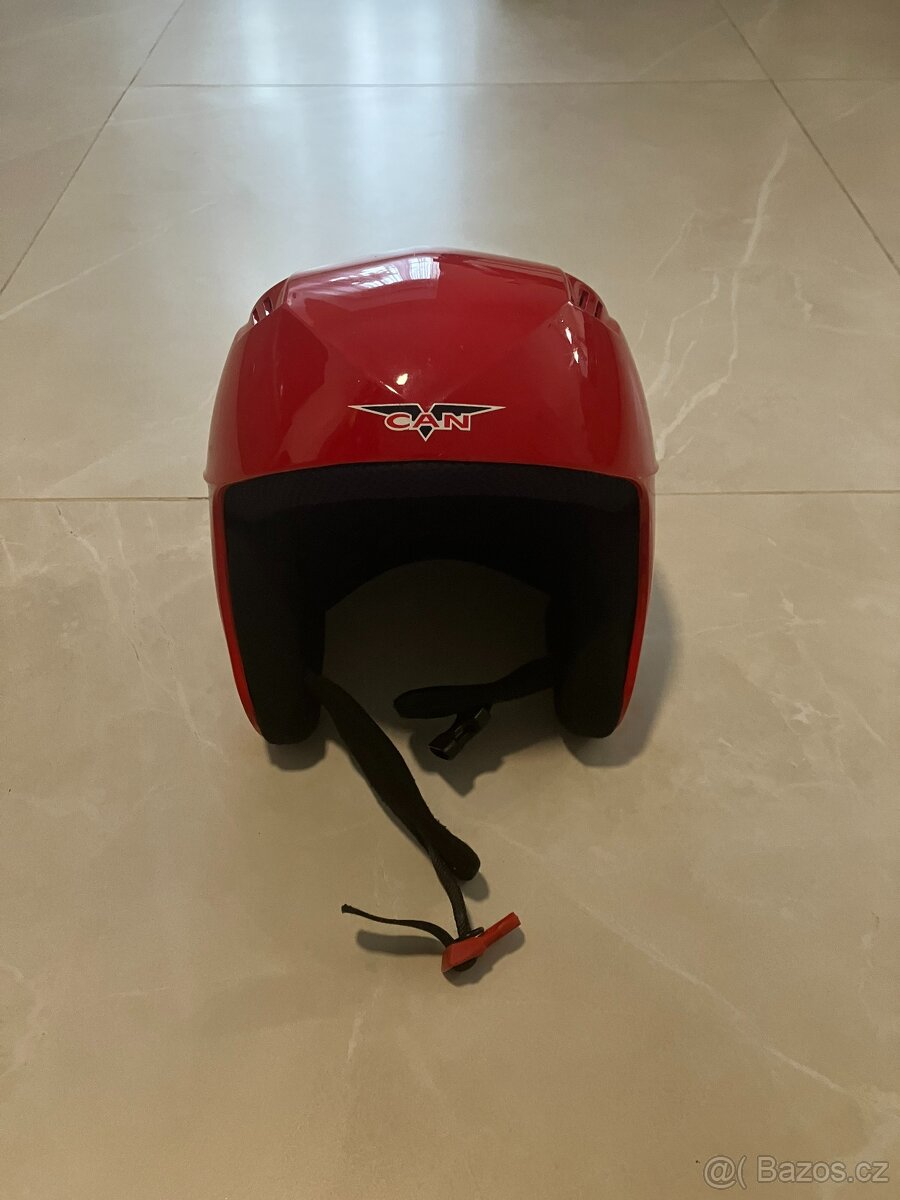 Prodám dětskou lyžařskou helmu vel. 55/56 - 2