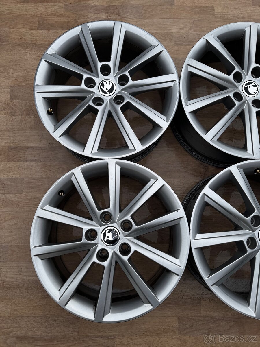 Alu kola, disky r17 5x112 ŠKODA O3 - 2