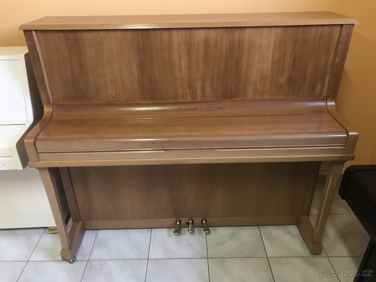 Pěkné pianino KLUG & SPERL - 2